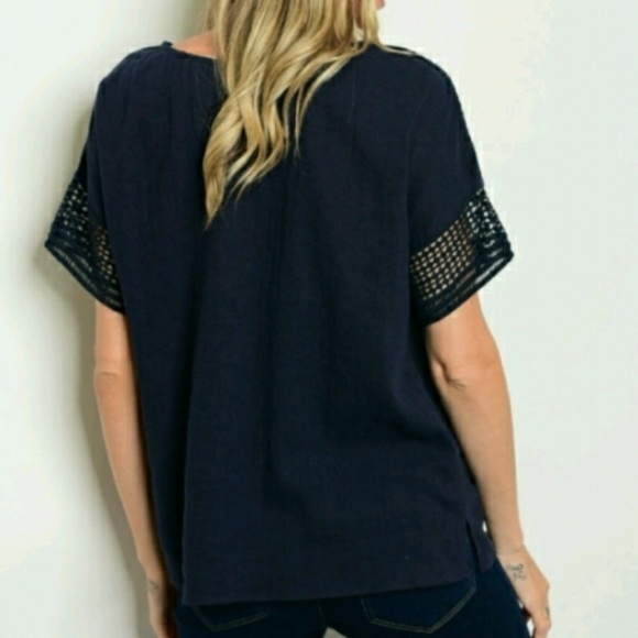 Navy Blue linen top - Picture 3 of 4